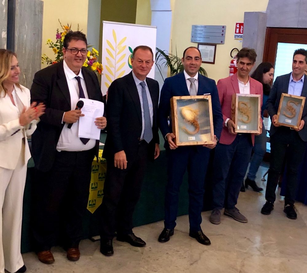 Piero Matarazzo tra i premiati della Sirena D'Oro con Luciano Pignataro