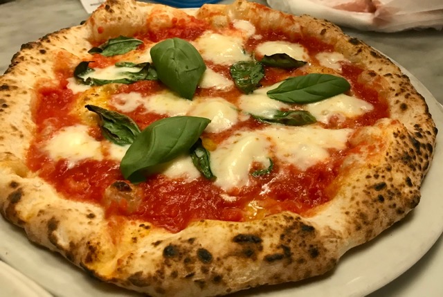 La pizza Margherita di Marghe a Milano