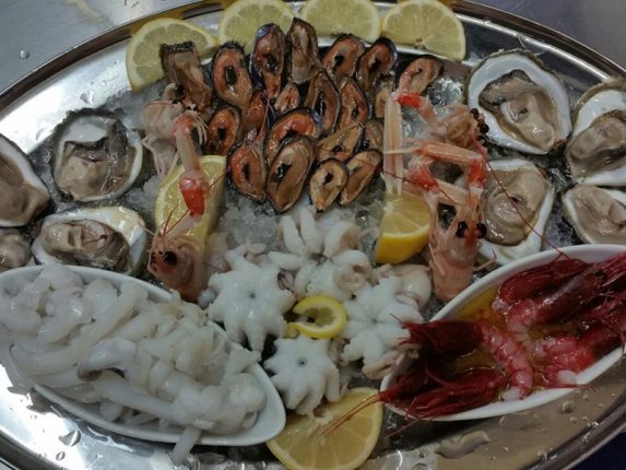 Dove Mangiare Il Miglior Crudo Di Mare A Bari E Dintorni Otto dove-mangiare-il-miglior-crudo-di-mare-a-bari-e-dintorni-otto
