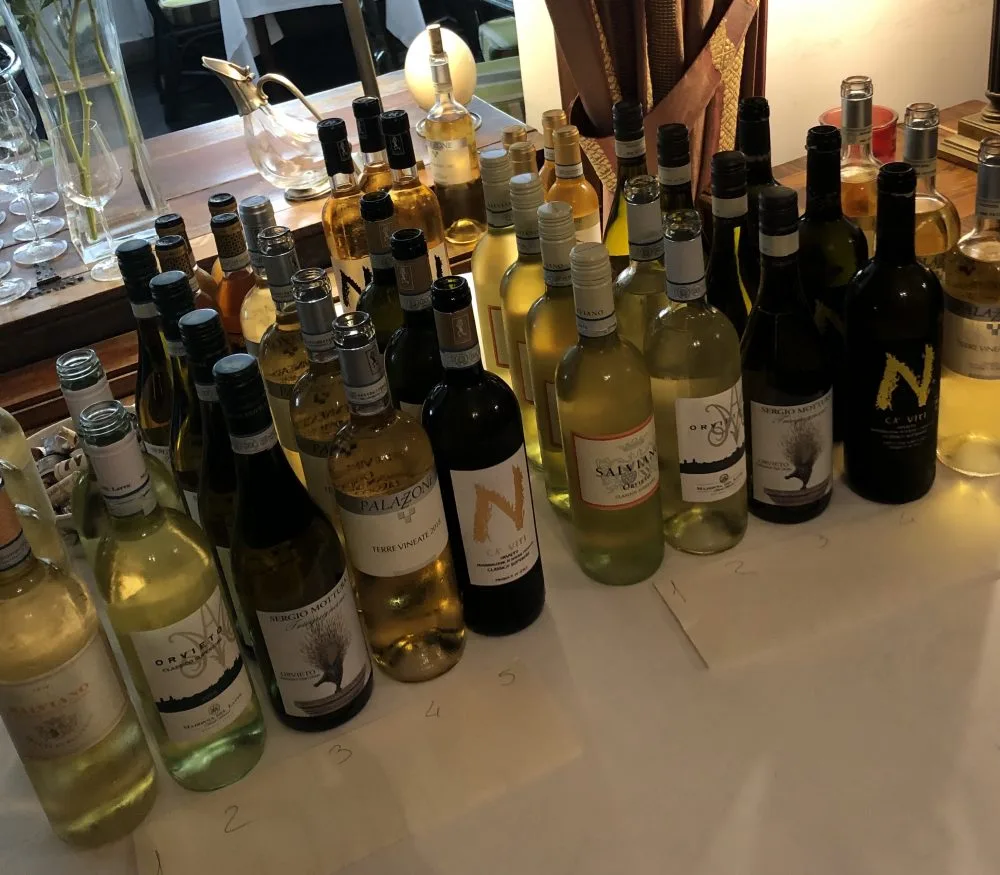 Cinque etichette di Orvieto Classico Superiore 2018 e alcune vecchie annate