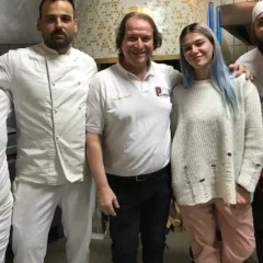 Antica Pizzeria Port’Alba - Gennaro Luciano e parte dello staff