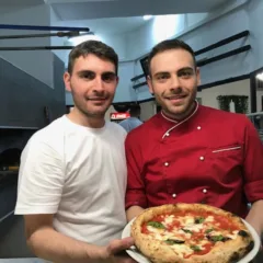 Fratelli Iaiunese Pizzeria dal 1998 - Armando e Raffaele Iaiunese
