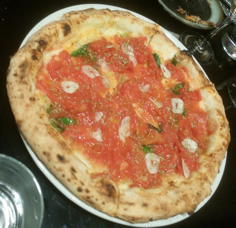Le follie di Romualdo Firenze san Niccolo - pizza Napoli