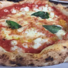 Pizza margherita