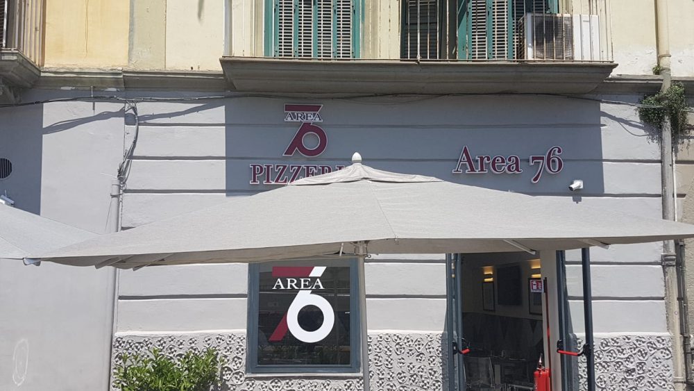 Pizzeria Area 76, ingresso