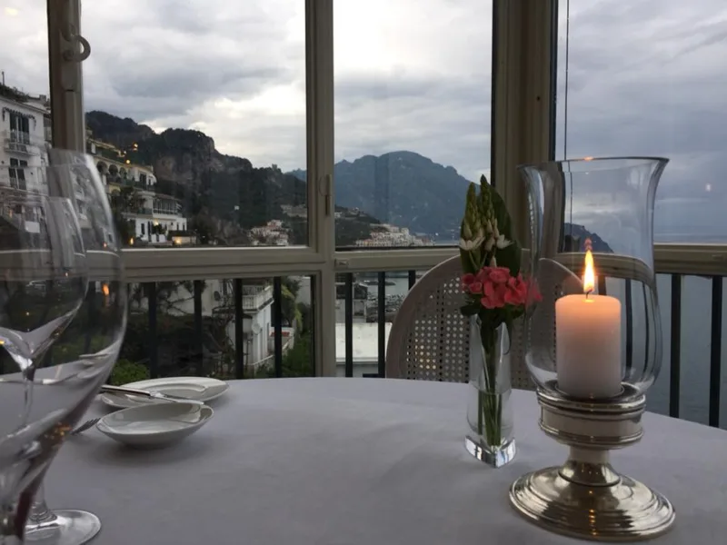 Il Glicine, Hotel Santa Cateria Amalfi, Amalfi dal tavolo