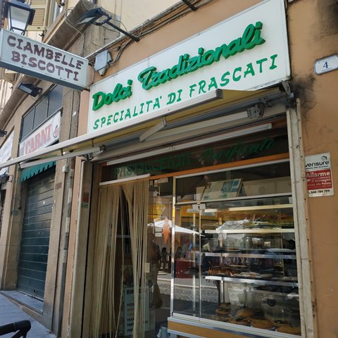 Pasticceria Purificato, la vetrina