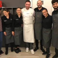 Pizzeria De Luxe - Enrico De Lucia e staff della sala