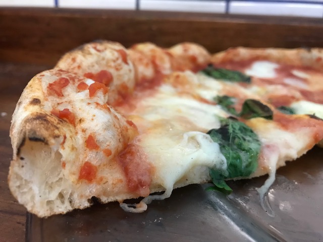 Pizzeria Napule' - sezione pizza Margherita