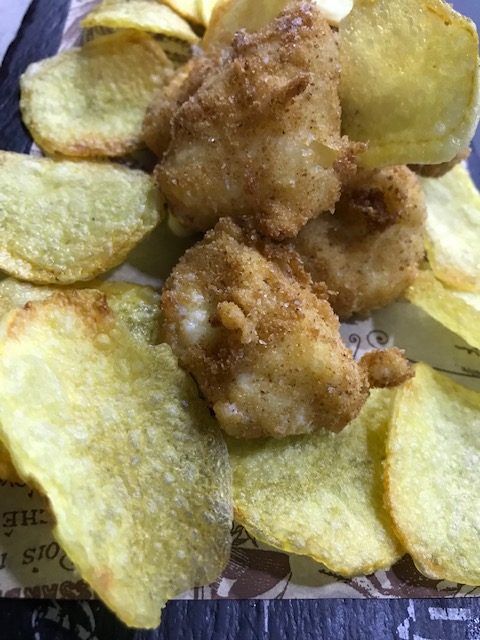 Pizzeria Nonna Ma’ - bocconcini di mozzarella impanate e patate