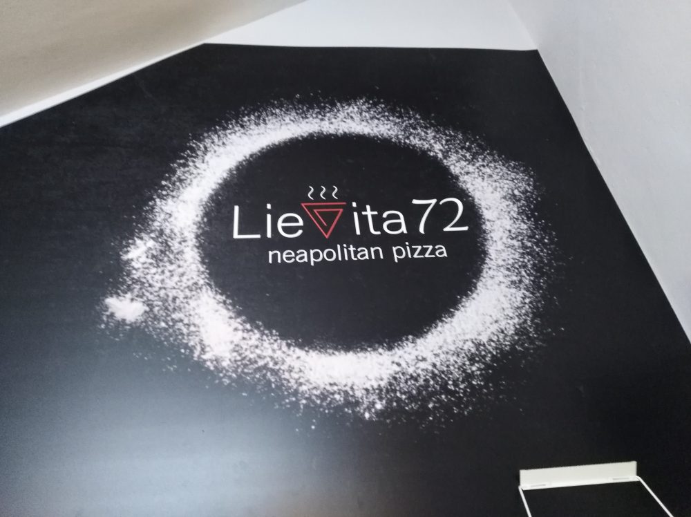 Pizzseria Lievita 72 Insegna