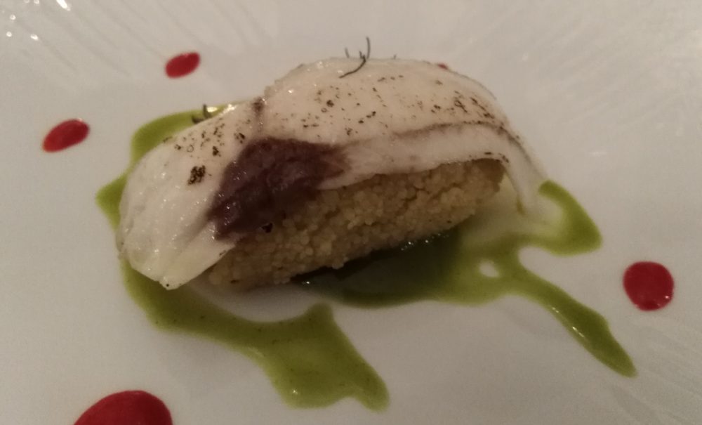 Ristorante Il Petrosino Nigiri di cous cous con colatura di alici e ricciola flambata