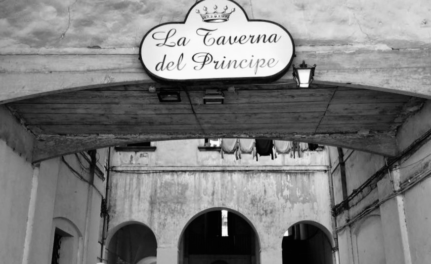 Taverna del Principe, l'insegna