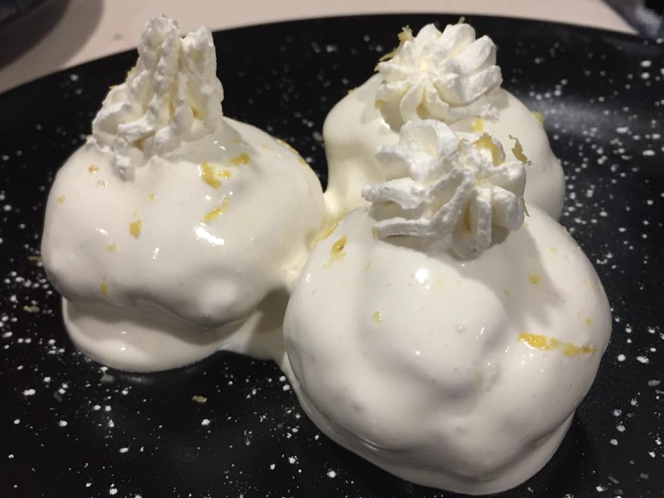 Il Nastro d'oro, profiteroles al limone