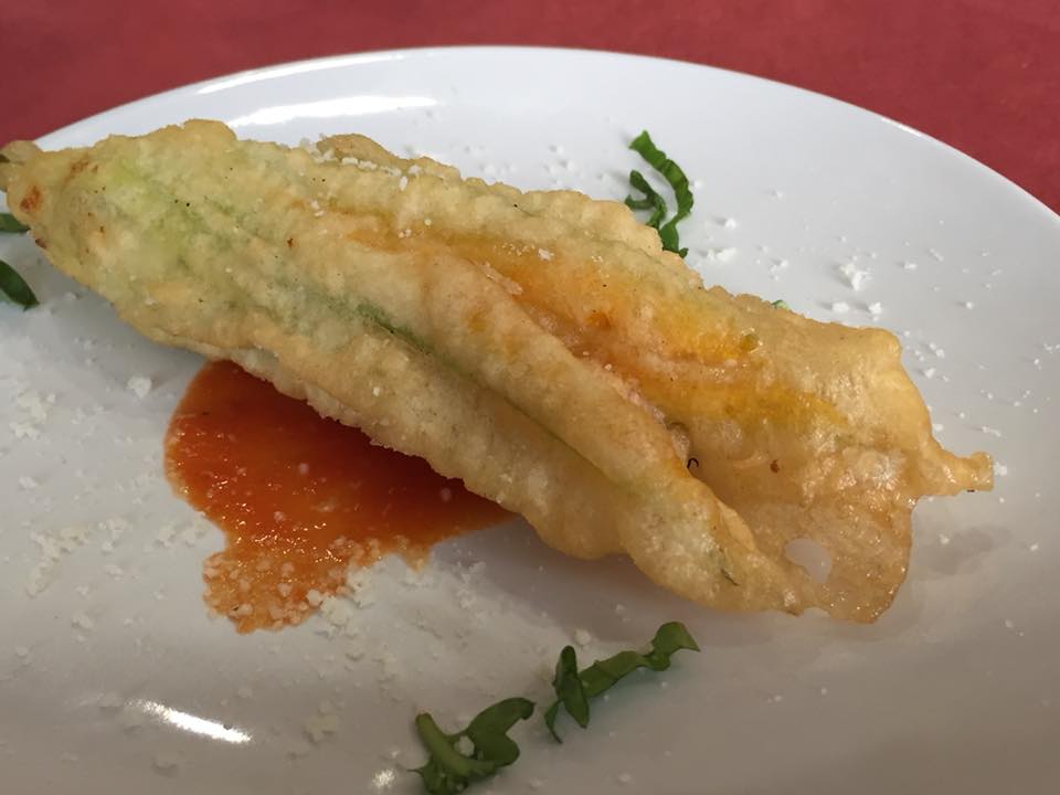 Pasta e... a Sant'Agata dei due golfi, il fiore di zucca con ricotta