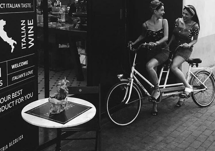 La dispensa bianco e nero