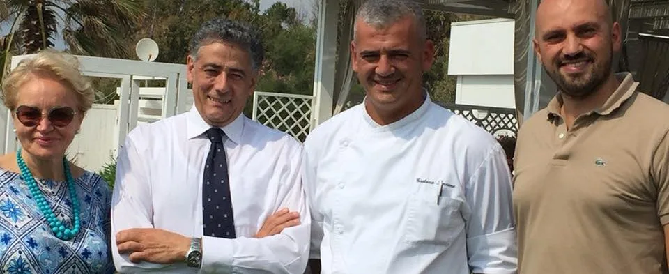 Antonietta Pagano con il figlio Angelo, il maitre Raffaele e lo chef Gaetano Iannone