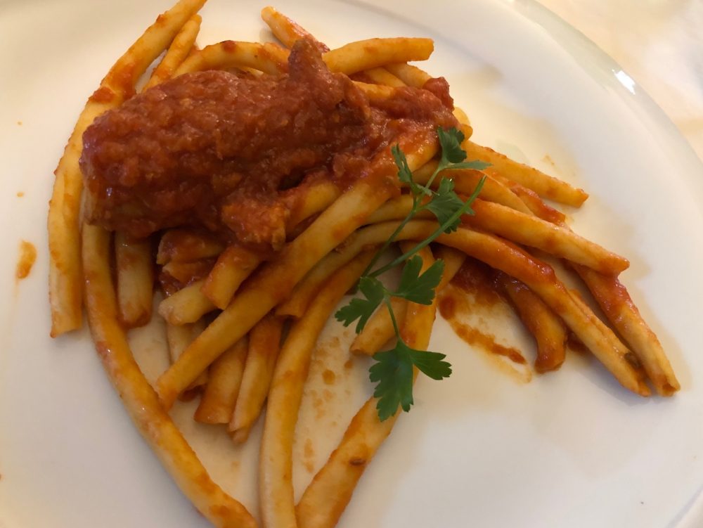 Taverna del Principe, Vallo della Lucania, fusilli cilentani al raguu'