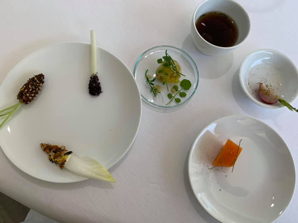Ristorante Marotta - Canape’, Zucca marinata e Salvia, Bruxelles alla Senape e Crescione Carotina - Indivia - Bieta e Furikake Ahi Consomme’ di Funghi Baccala Mantecato e Acetosella Verde