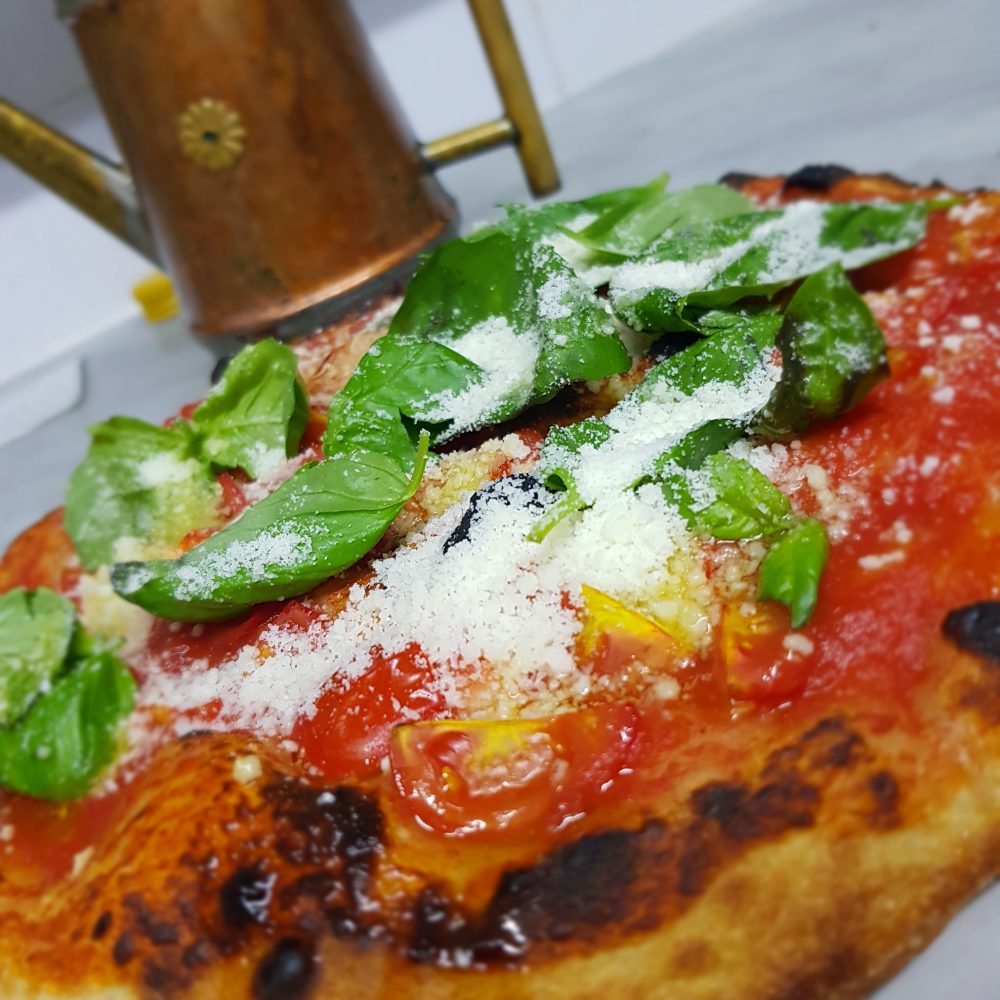 Pizzeria Elite - Pepo’, pomodoro , pomodorini , pecorino e pepe