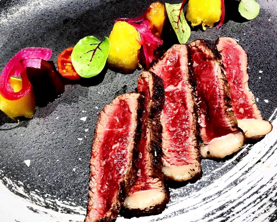 JapOne - La Carne servita con le sue verdure ed i suoi garnish