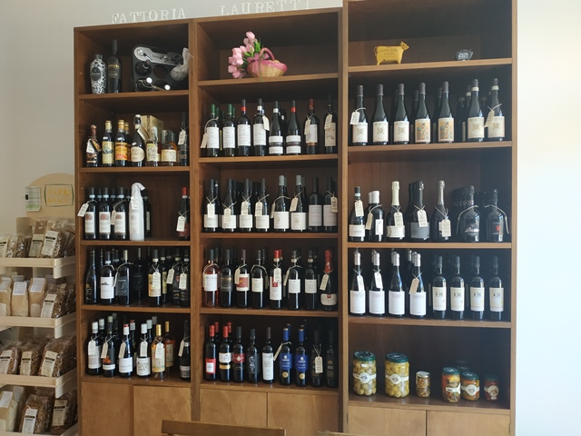 Fattoria Lauretti - la selezione dei vini locali in Macelleria