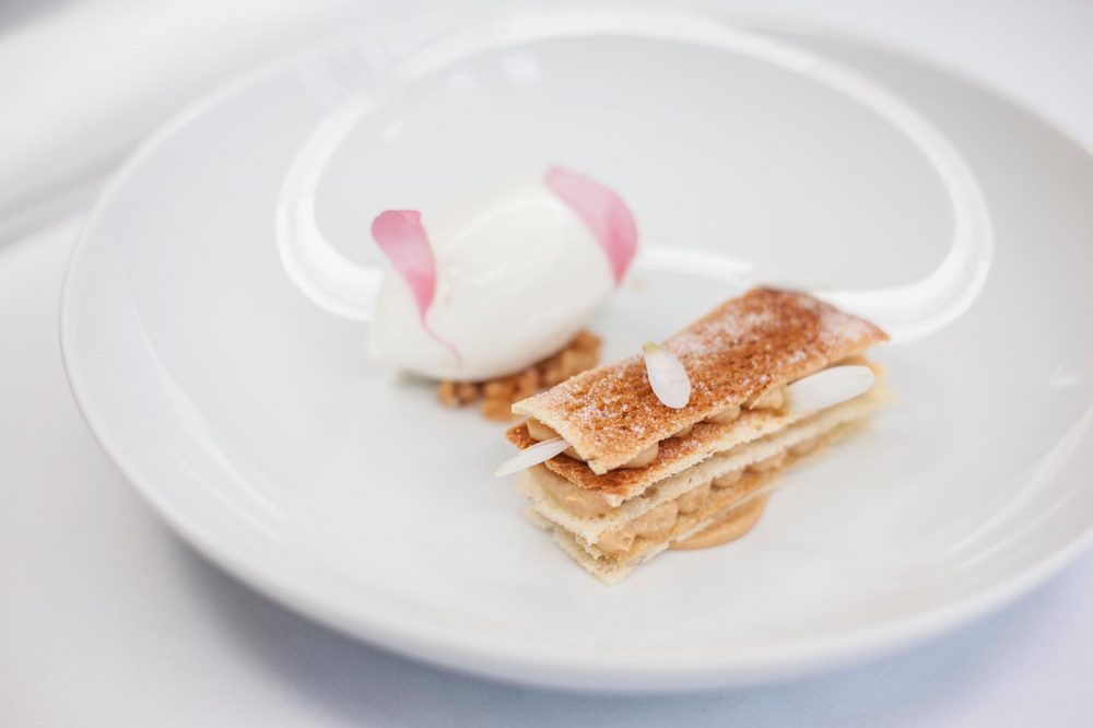 Gioja - Millefoglie di pane e latte con suo gelato