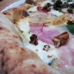 25 Pizza Bistrot - La Del Monaco