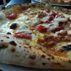 Pizzeria Napul'e' - La Salsiccia Rossa di Castelpoto fresca