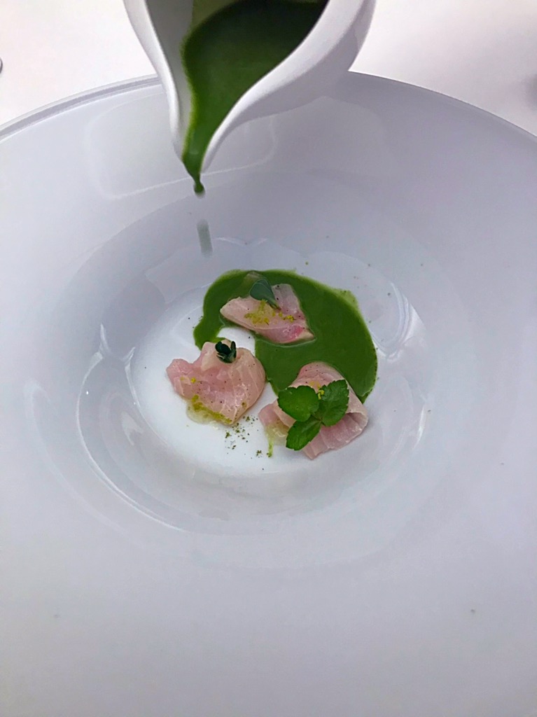 Ristorante Marotta - Storione con insalata liquida di sedanino acquatico, portulaca e rucola