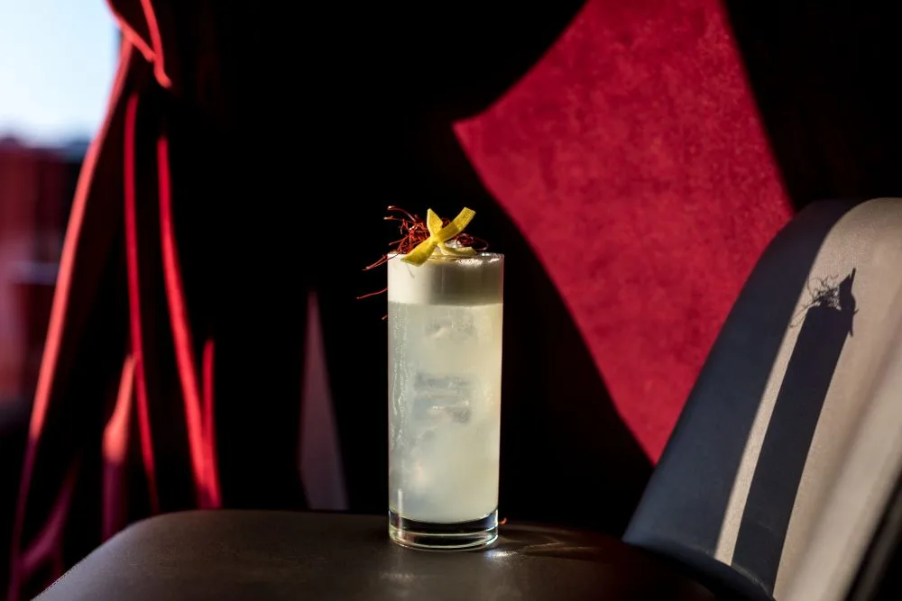 Drink St. James Street di Giuseppe Marzovilla del ParlaPiano Buvette di Mola di Bari