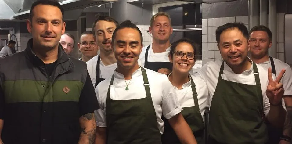Amass, Copenhagen, lo chef Matt Orlando con la sua squadra