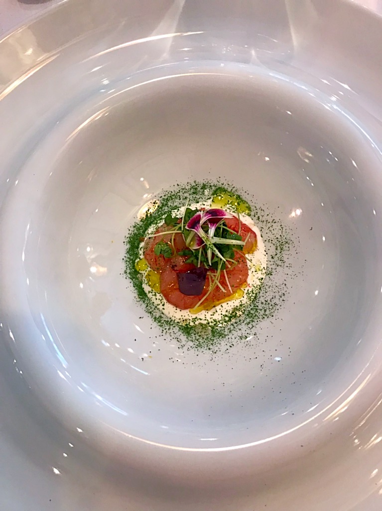 Locanda Mariacaroli' - antipasto Gambero rosso di Mazara affumicato all’istante, burrata e olio nocciola