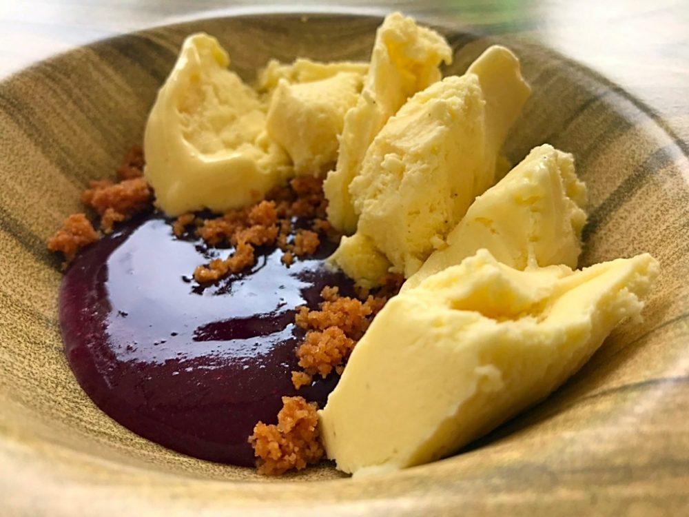 Ristorante RuRu' - Gelato di patata di San Gregorio Matese, crumble e marmellata di more selvatiche