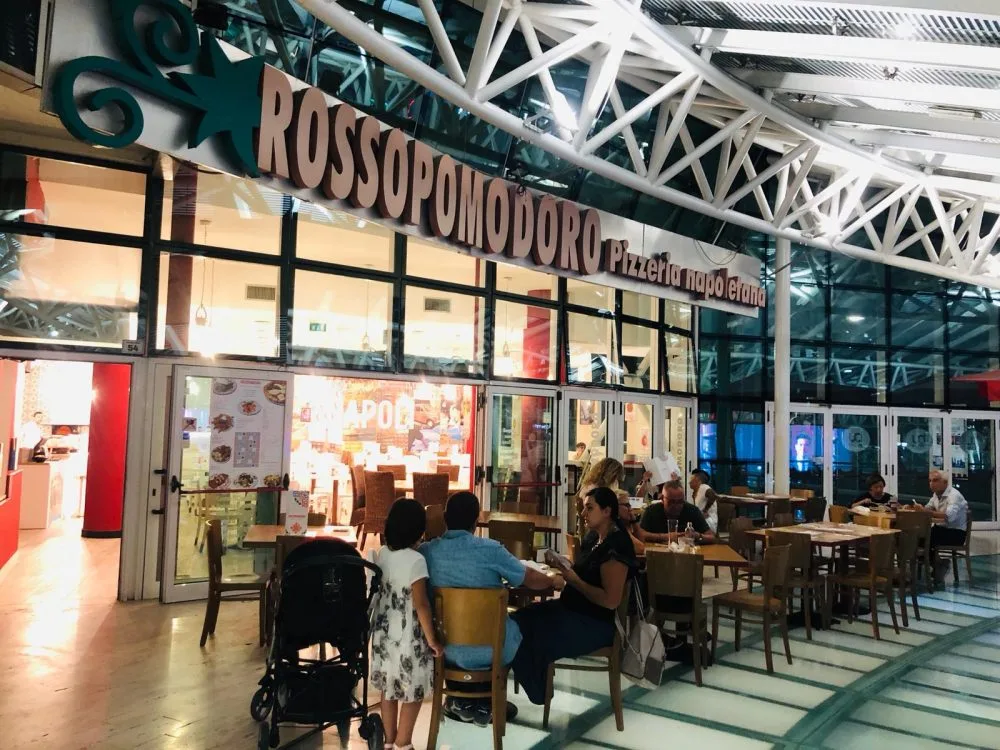 Rossopomodoro Come un giorno a Napoli Bologna Casalecchio