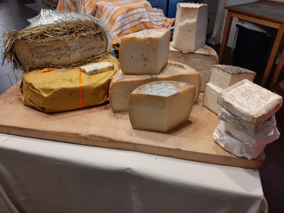 Il banco formaggi de Il Sauro