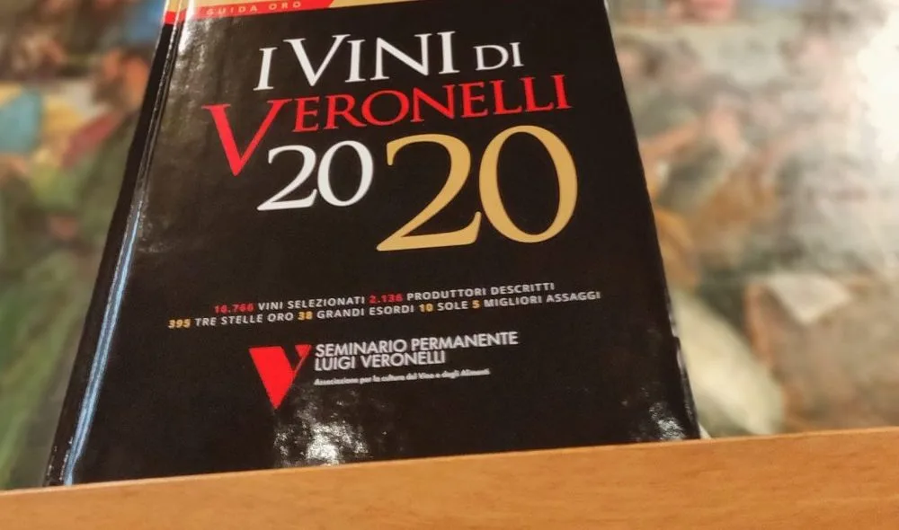Guida Oro I Vini di Veronelli 2020