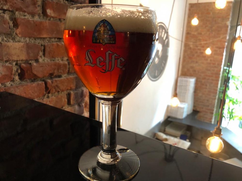 Pizzeria Barabba, Leffe ambrata