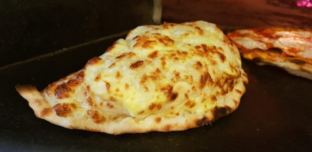 A Rota - Pizzeria Romanesca, il calzone romano