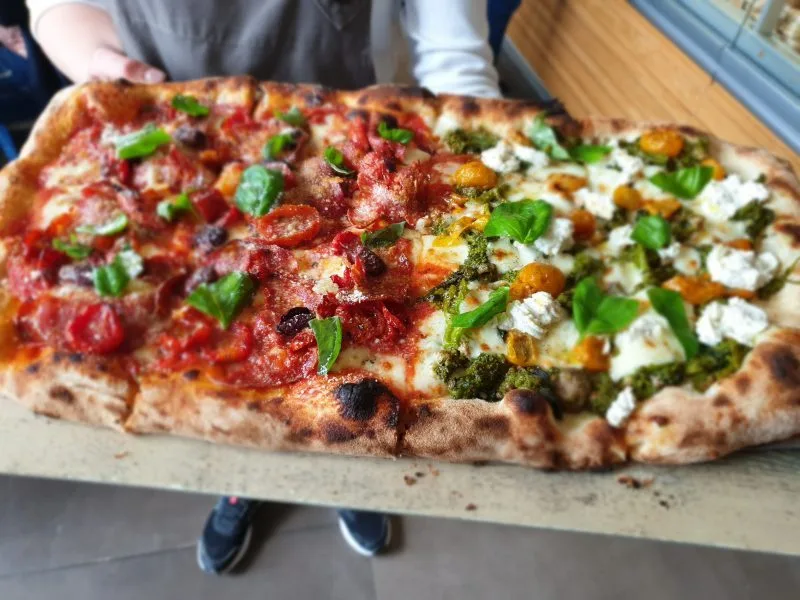 Pizza in pala - Noschese Bakery