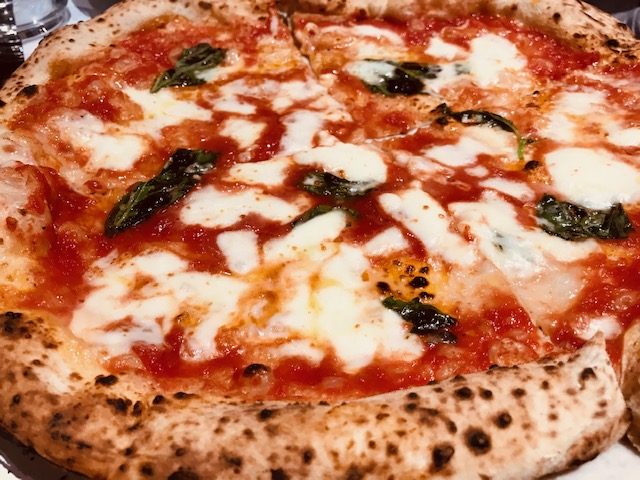 Pizzeria Francesco & Salvatore Salvo - Pizza Margherita