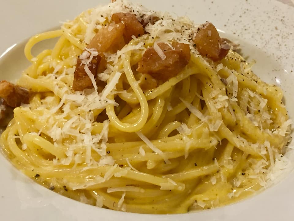 Trattoria L'Avvolgibile, la carbonara