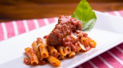 Ziti al ragu' napoletano