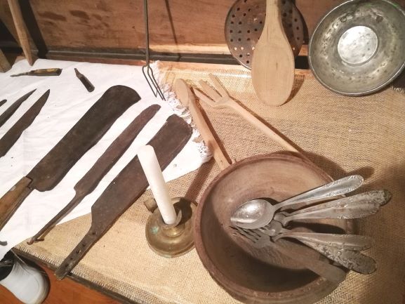 Prosciutteria - Gli antichi "ferri" del mestiere