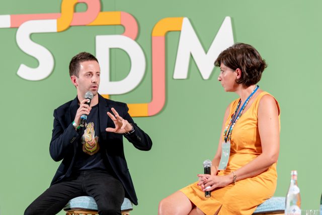 Danilo Cortellini sul palco di LSDM 2019 con Barbara Guerra