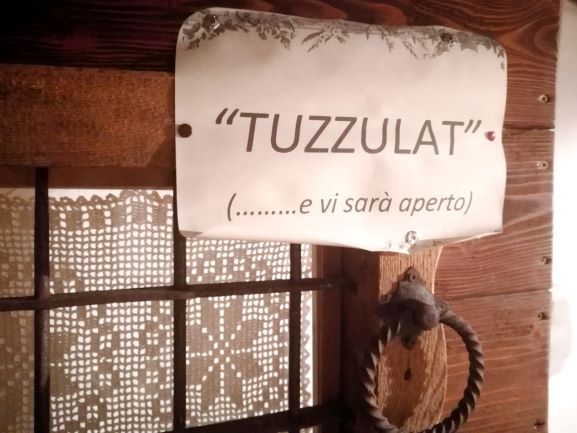 Prosciutteria - L'invito ad entrare