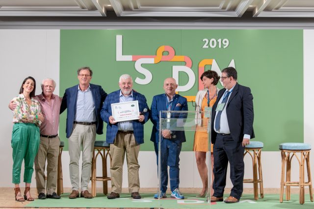 Umberto Bombana a LSDM2019 ritira il Premio Olitalia Modello d’Ispirazione 2019