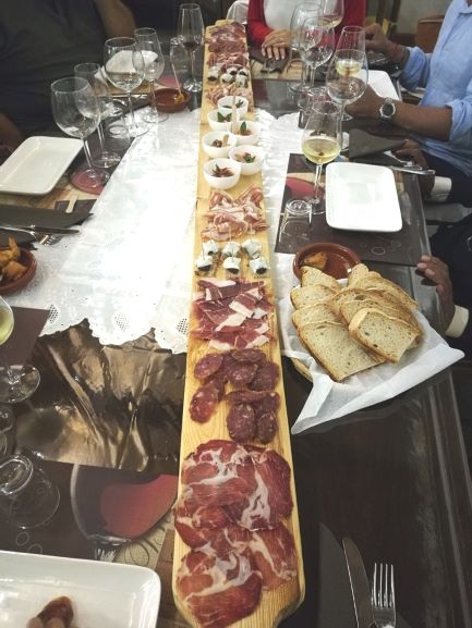 Prosciutteria - L'avvio con i salumi