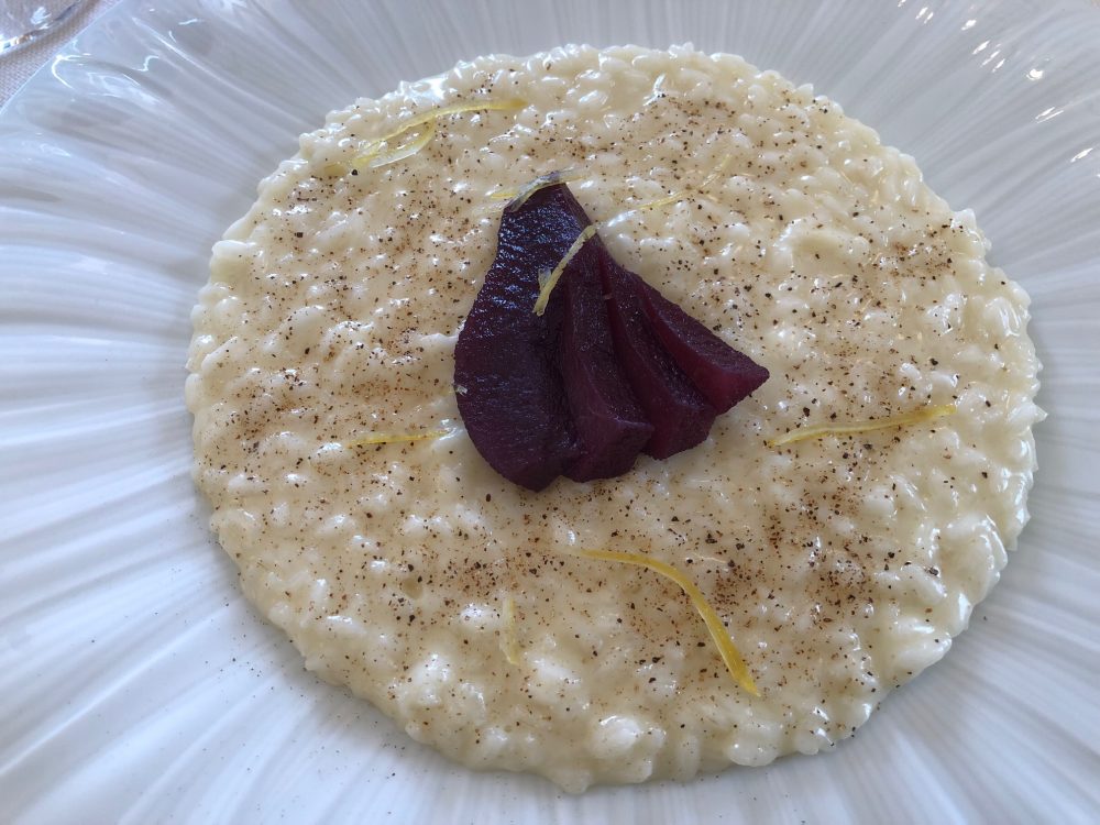 La Piazzetta, Montevecchia, risotto cacio e pepe con pere al vino rosso e limone candito