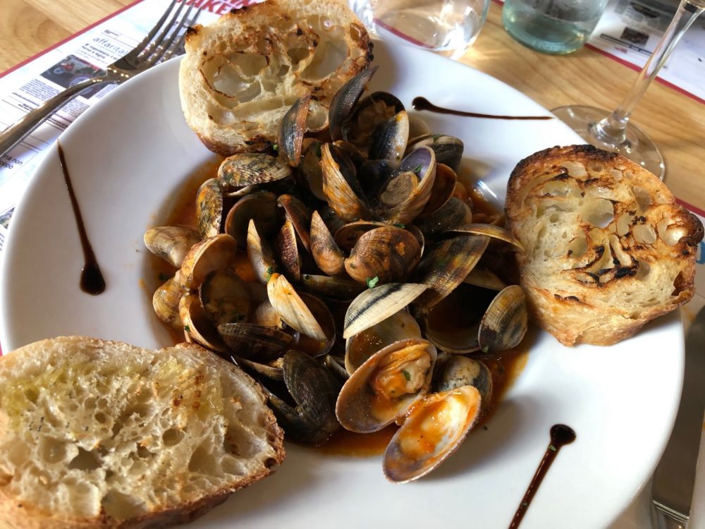 Johnny Takeue', vongole alla marinara